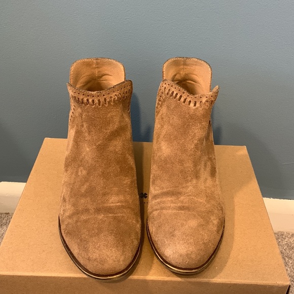 Lucky brand booties - Picture 2 of 8